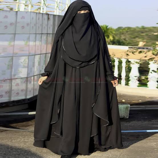khimar with niqeb